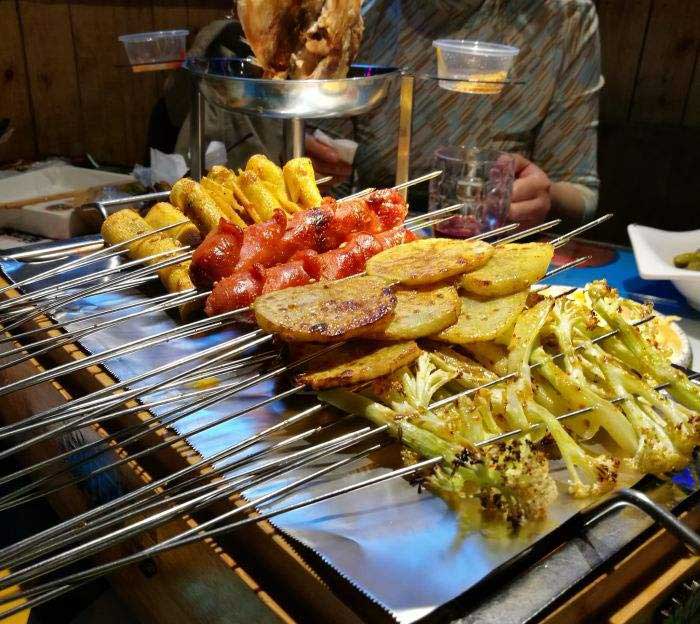巴青音乐烧烤吧